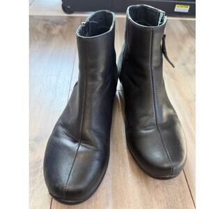 Dansko Otis Nappa Ankle Boot Black Leather Side Zip Womens Size 39 / US 8.5